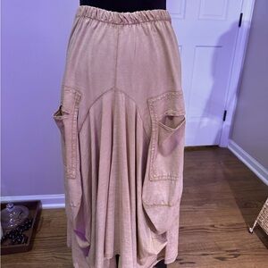 Tempo Paris Skirt. Camel Colored